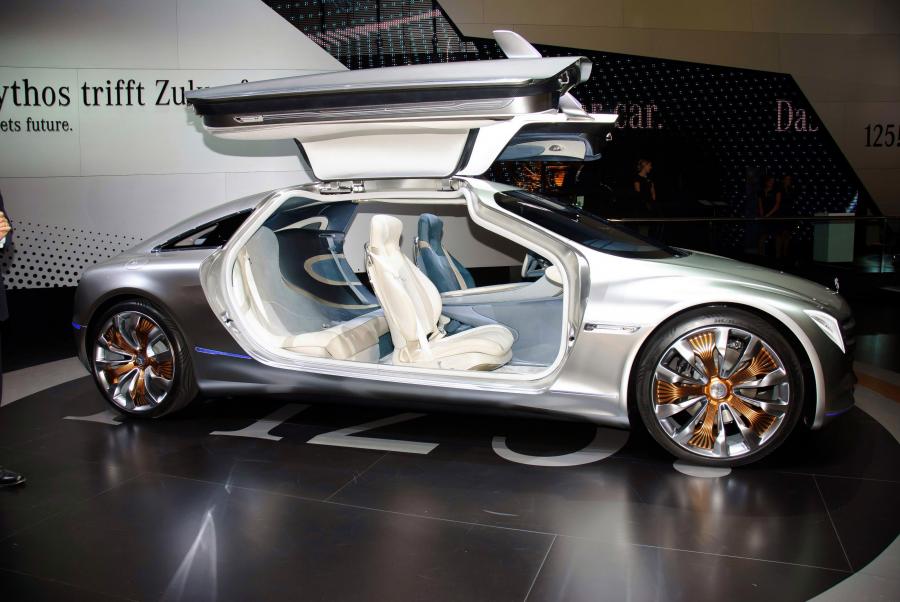  Mercedes-Benz F125 Concept 2011 года  (фото 7 из 109)